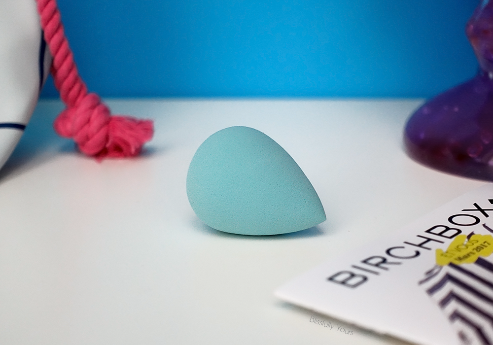 Birchbox-mars-2017-éponge-Blissfully-Yours